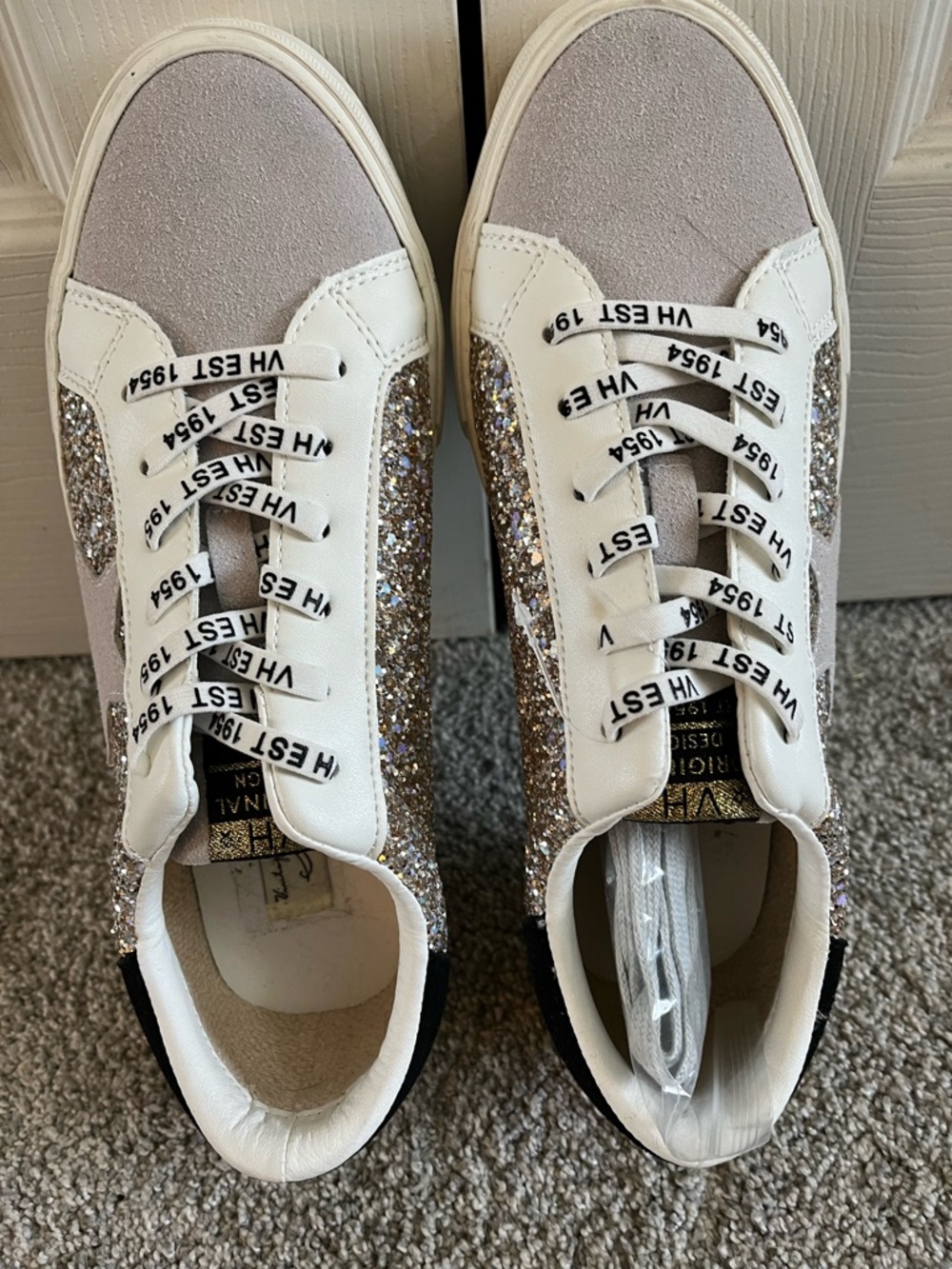 Vintage Havana White and Champagne Glitter Low-Top Sneakers